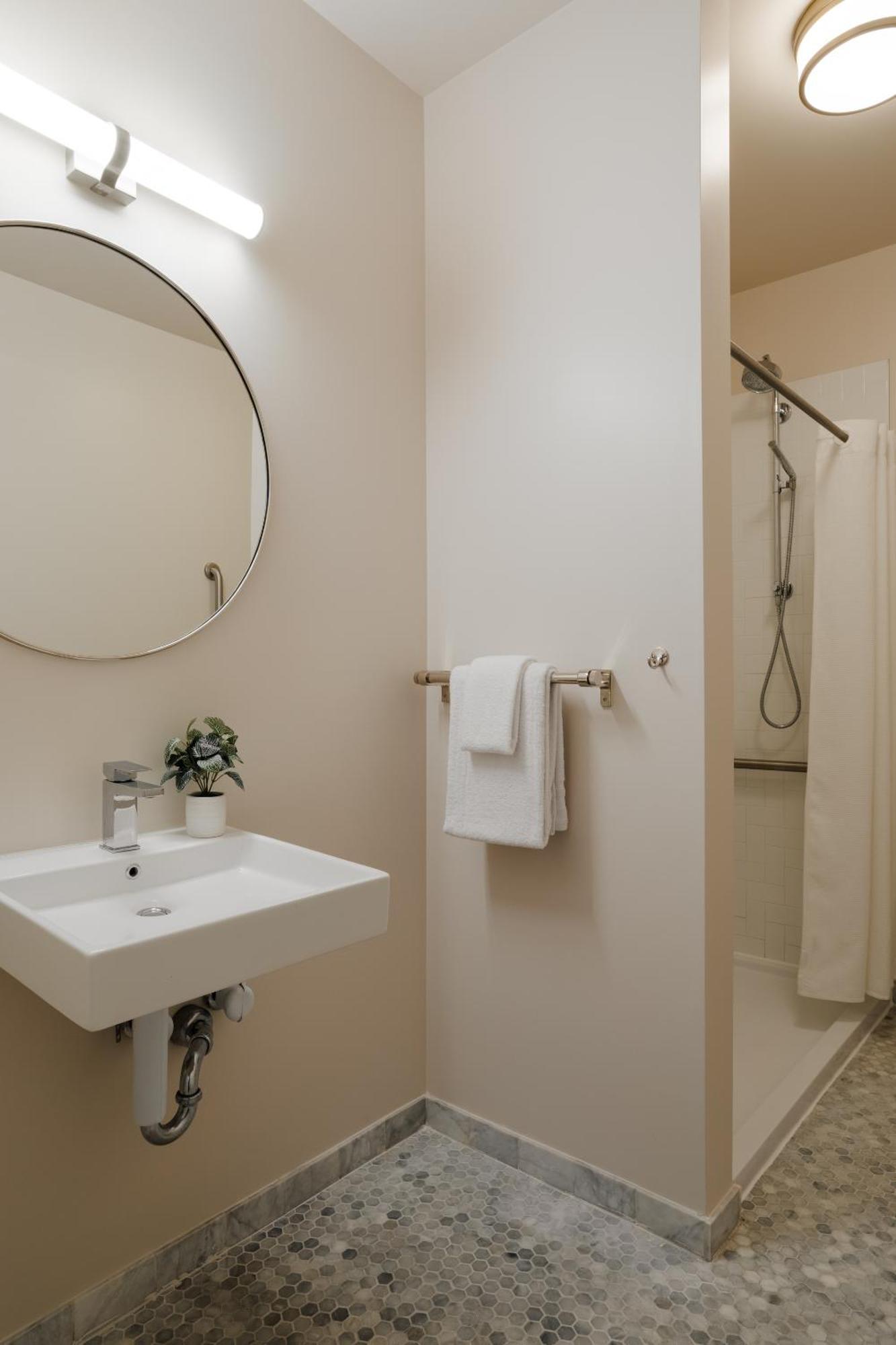 Found Hotel Chicago River North Ngoại thất bức ảnh