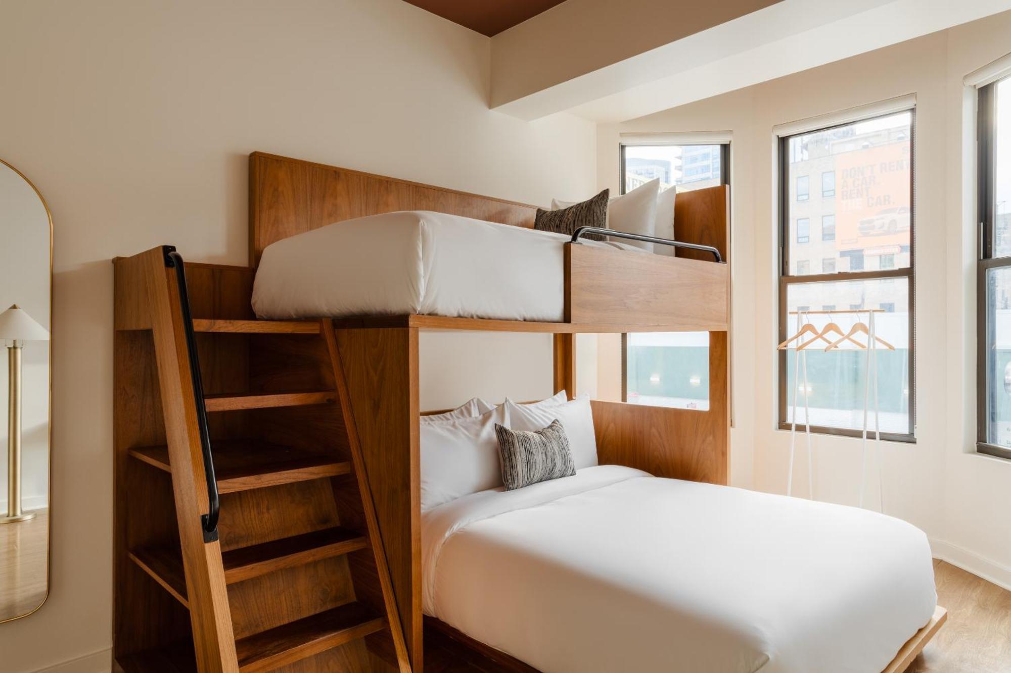 Found Hotel Chicago River North Ngoại thất bức ảnh